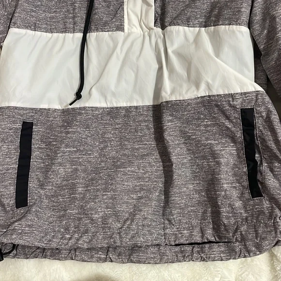 Pink Victoria’s Secret Grey/Black/White Pullover Jacket Sherpa - Quarter Zip 1/4 - Picture 6 of 8